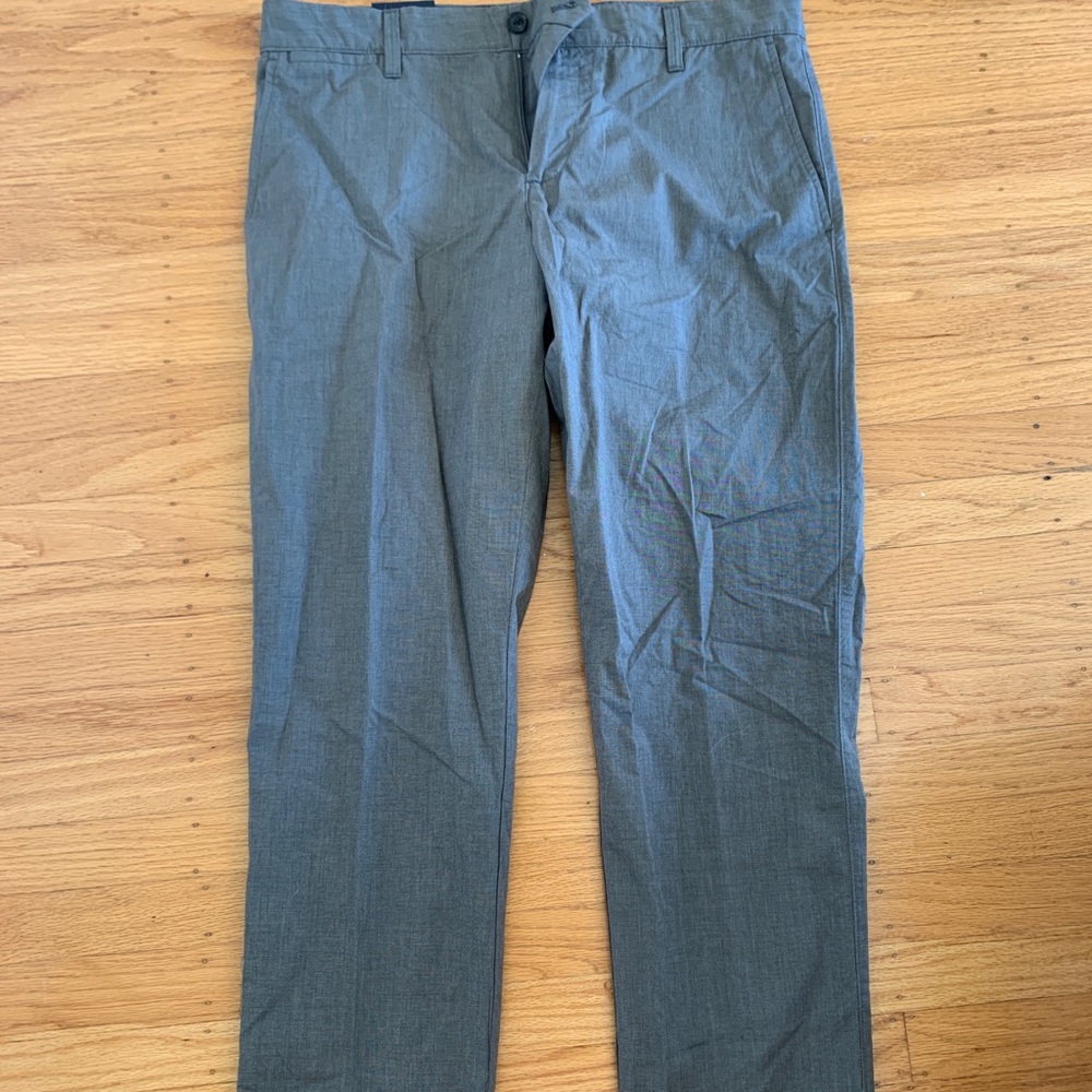 Grey Gap Khakis Pants